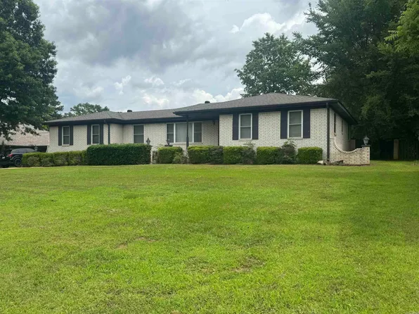 5 Briarwood Ln, Clarksville, AR 72830