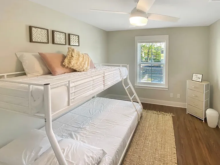 218 N De Villiers St — Photo 21