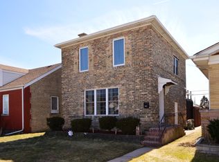 5951 W Foster Ave, Chicago, IL 60630