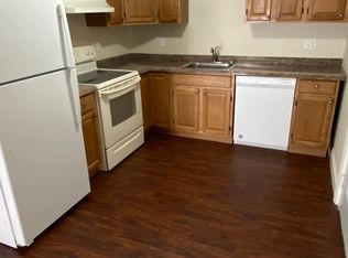 2 Eric Pl APT 4, North Providence, RI 02911