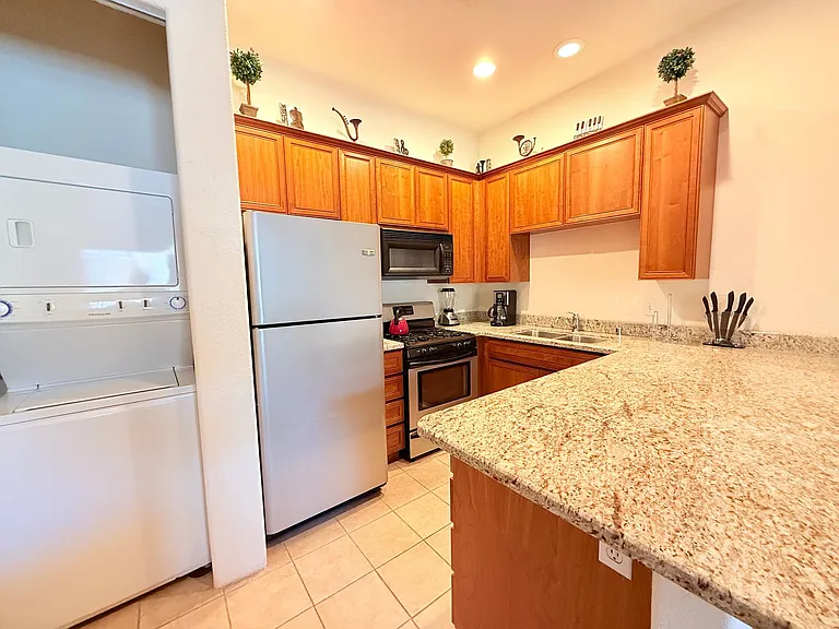 50650 Santa Rosa Plz #1 — Photo 8