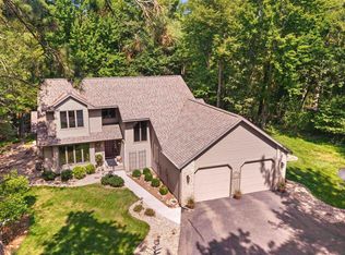 3811 N Valley Dr, Wisconsin Rapids, WI 54494