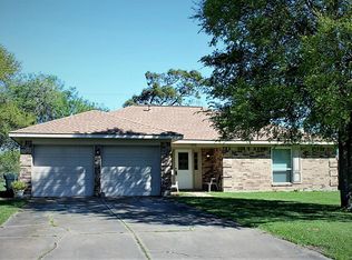 108 Belmont Ave, Hitchcock, TX 77563