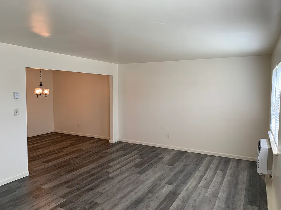 60-66 Hawthorne Ave #60-D