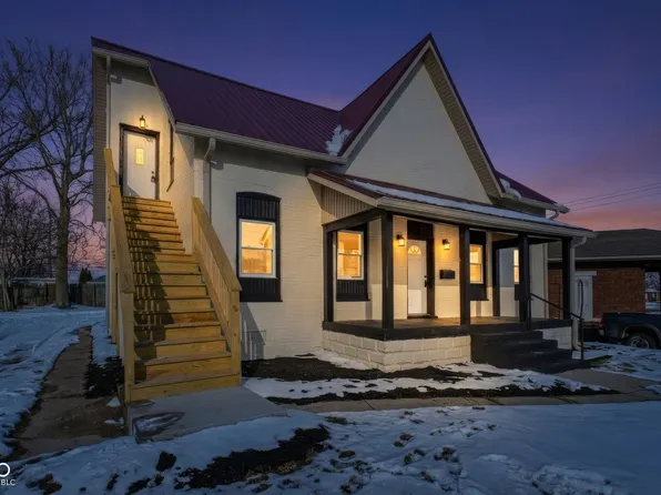 812 E College St, Crawfordsville, IN 47933