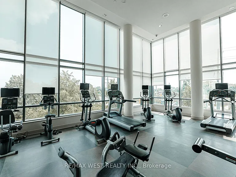 215 Sherway Gardens Rd #212 — Photo 31
