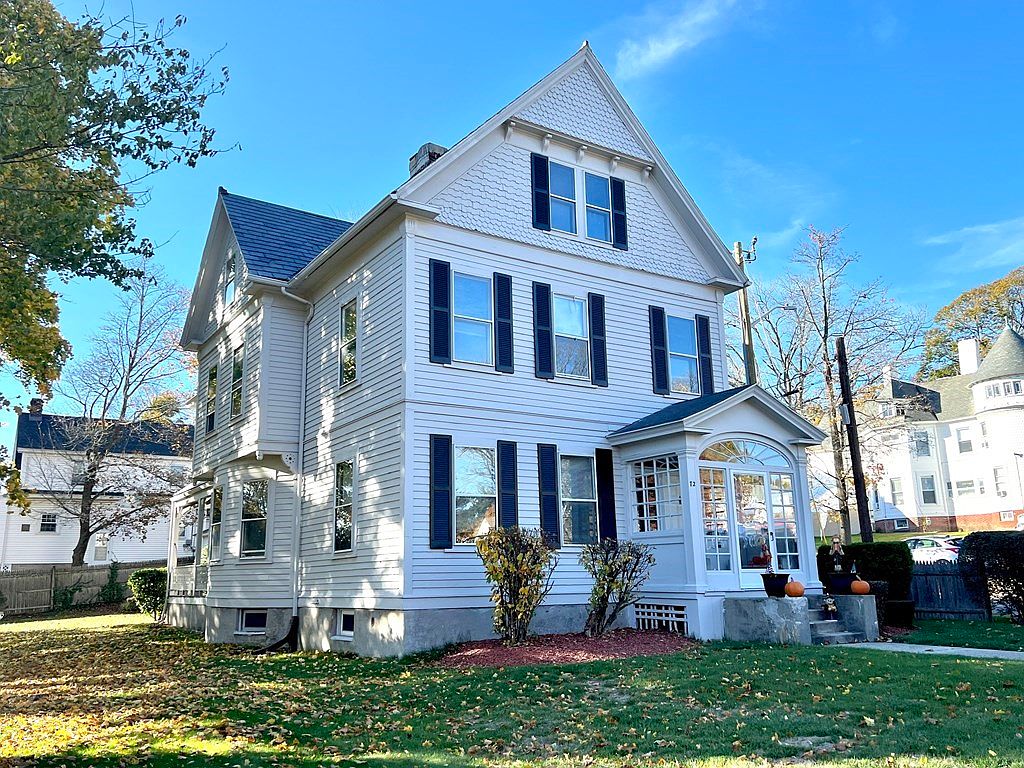 72 Burncoat St, Worcester, MA 01605 Zillow
