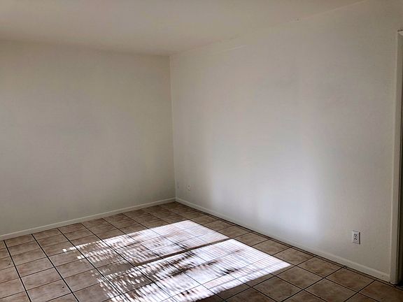 3rd image of 7107 N 53rd Ave #13