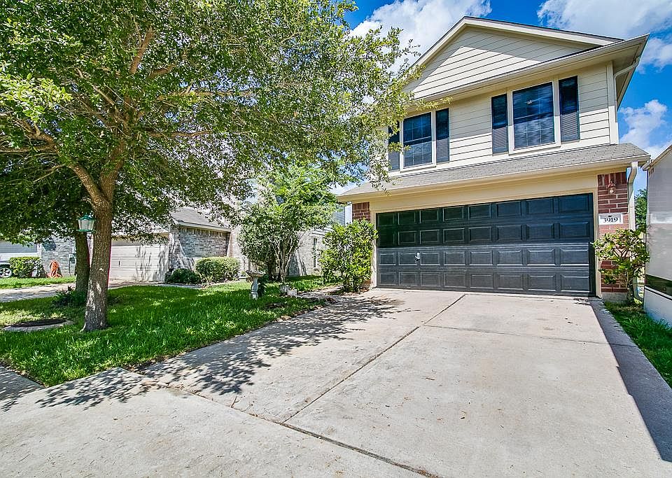1st image of 3919 Portman Glen Ln
