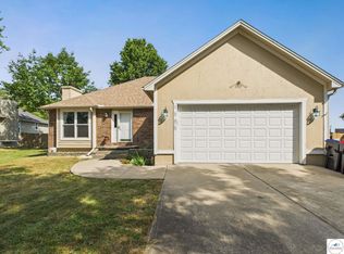 1595 Essex Dr, Warrensburg, MO 64093