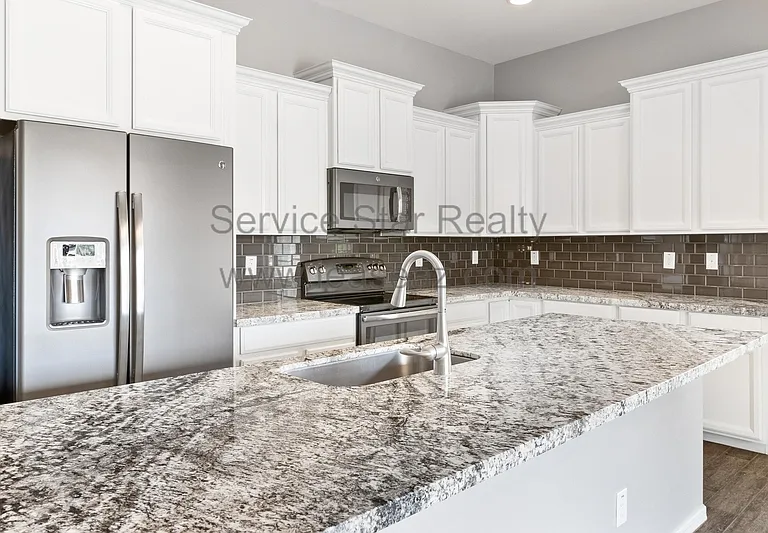 888 N Imperial Pl — Photo 9