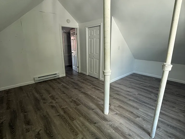 188 Hoffman St #2 — Photo 14