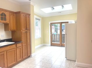 5834 N Whipple St #1, Chicago, IL 60659