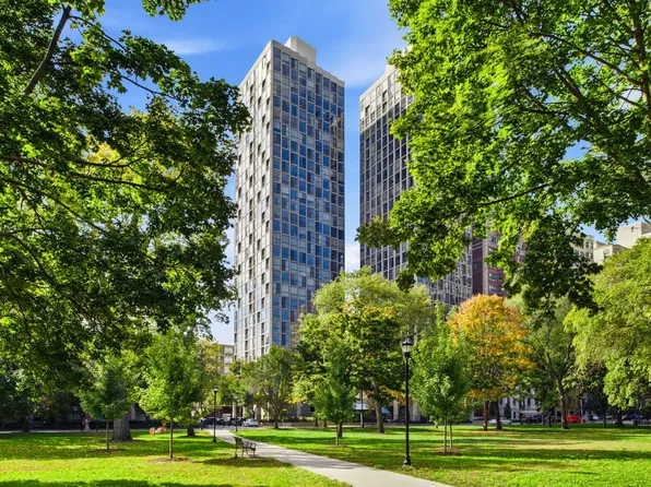 345 W Fullerton Pkwy APT 1701, Chicago, IL 60614