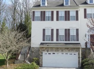 116 Fringetree Dr, West Chester, PA 19380