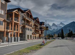808 S Spring Creek Dr #326, Canmore, AB T1W 0K3