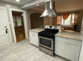 19 Arthur Ave SE APT 1, Minneapolis, MN 55414