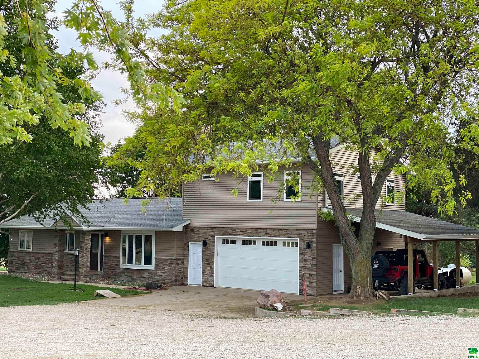 37312 200th St, Le Mars, IA 51031 Zillow