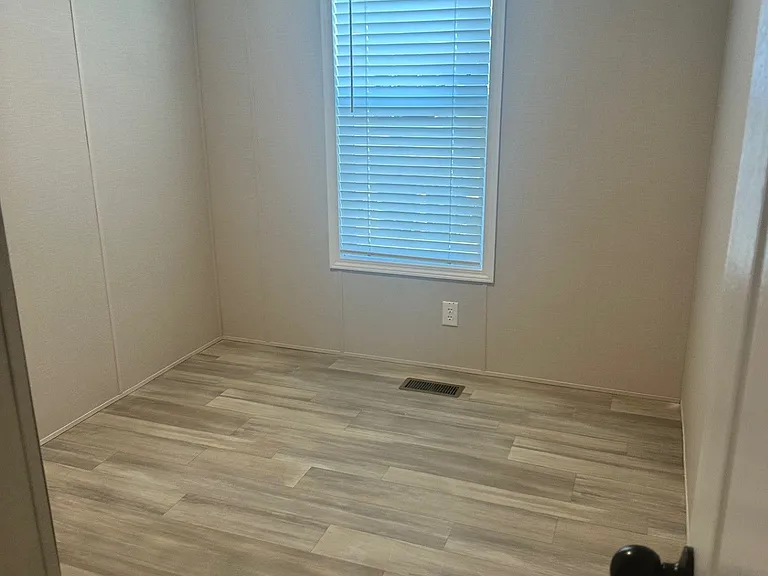 Groveland Manor — Photo 107