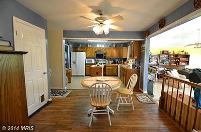 5th image of 9510 Yardarm Ln
