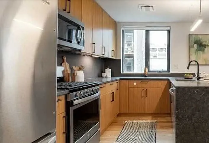2 bed, $4,300 — Photo 3
