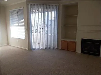 5201 Laguna Oaks Dr #32 — Photo 6