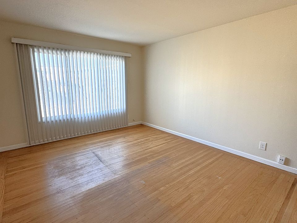1st image of 3329 Taraval St #4