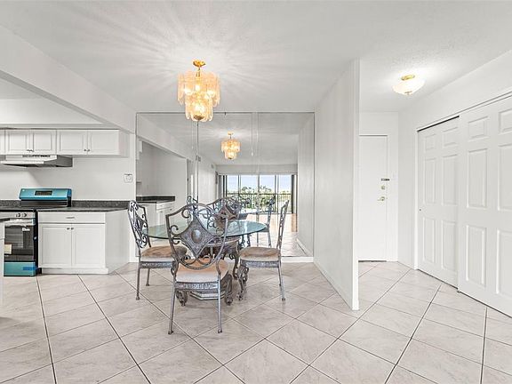5th image of 10355 Paradise Blvd APT 403