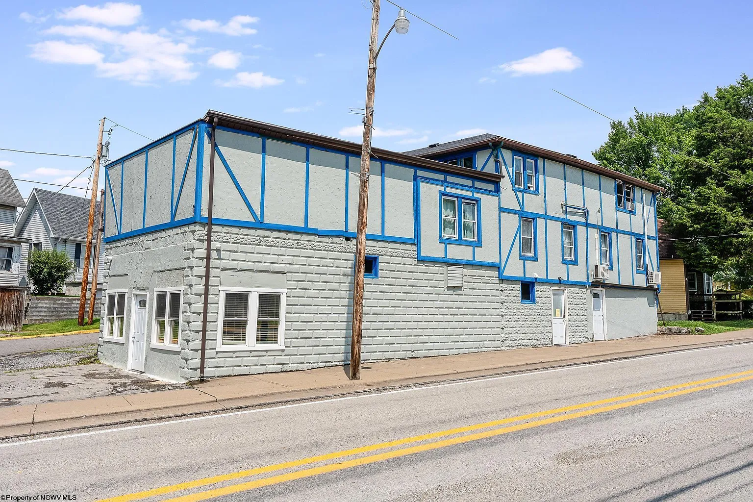352 Dunkard Ave photo 1