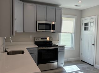 3 Sudan St Floor 3, Dorchester, MA 02125