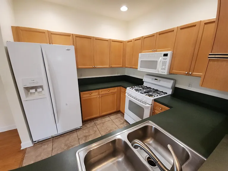 3625 Longfellow Rd — Photo 12