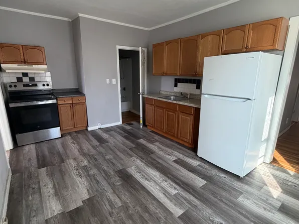 43 Adams St, Lynn, MA