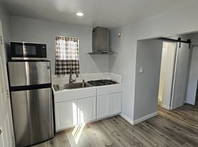 4035 W 159th St, Lawndale, CA