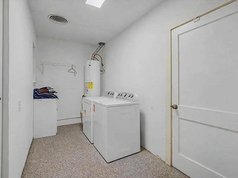 2123 Ridgecrest Dr — Photo 37
