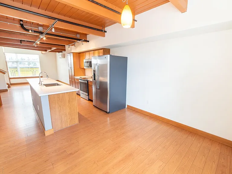 Union Bay Lofts — Photo 23