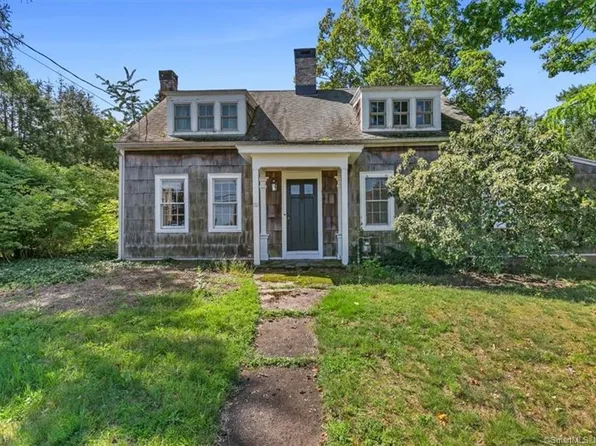 22 Homewood Avenue, North Haven, CT 06473