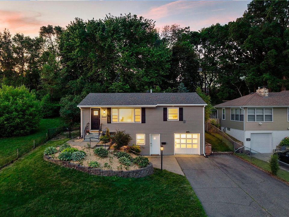 1st image of 2736 McNair Dr N