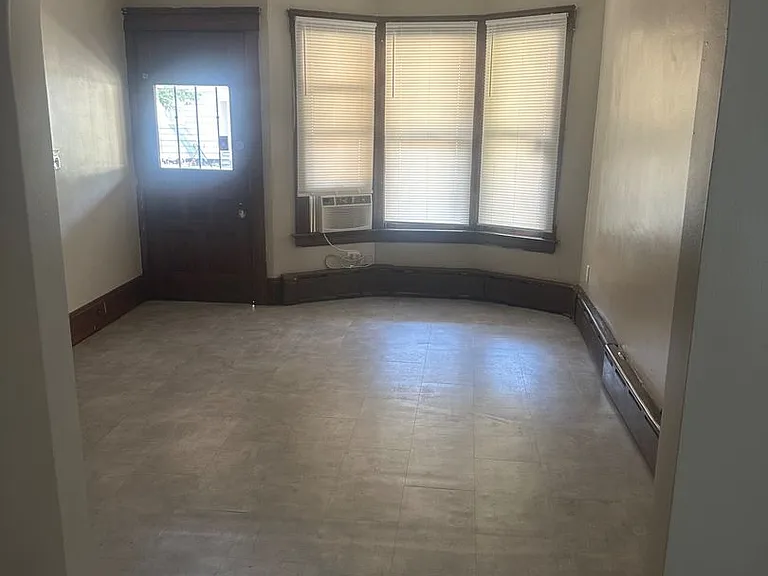6604 Bonna Ave — Photo 16
