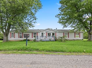 105 Latimer Ln, Williamstown, KY 41097
