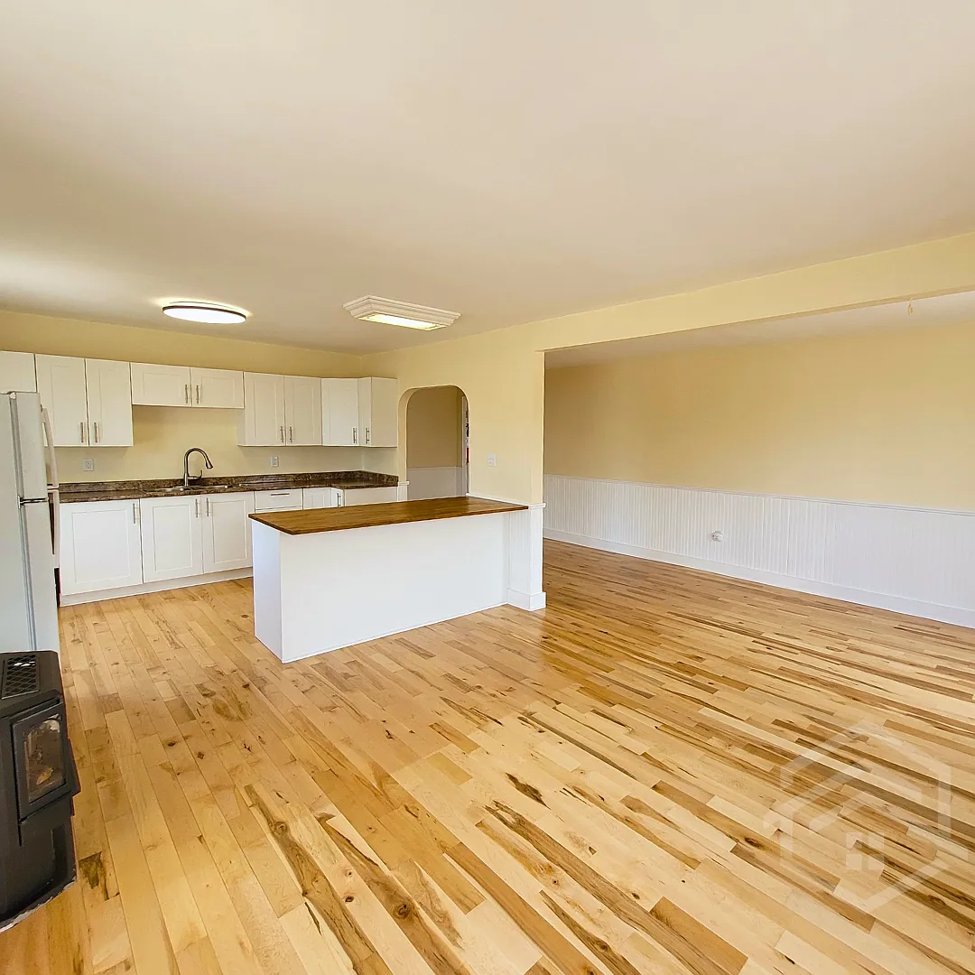 Building Photo - 150 Talbot St #1