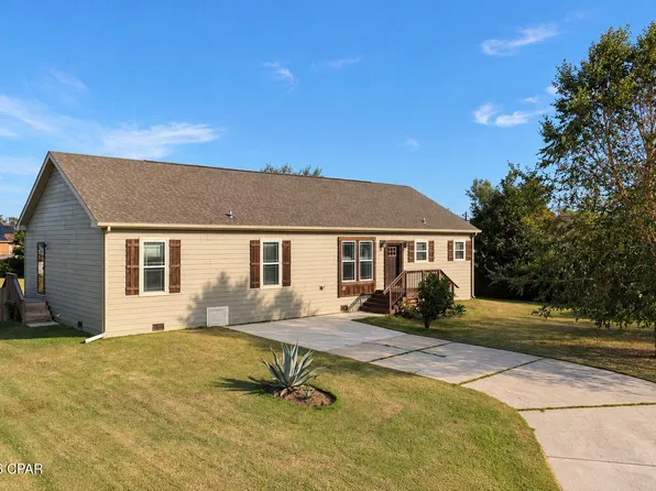 8906 Kiowa Ct, Youngstown, FL 32466
