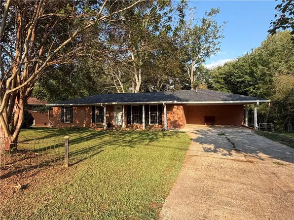 3941 Lauada Dr, Douglasville, GA 30135