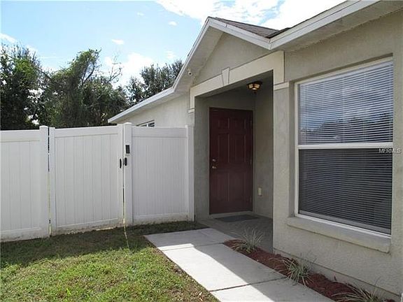 4th image of 7858 Carriage Pointe Dr