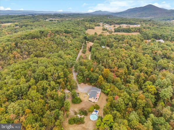 14457 Maple Rdg, Hancock, MD 21750