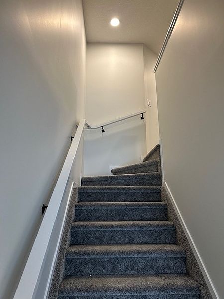 Spruce Grove House for rent - 3 Bedrooms — photo 13