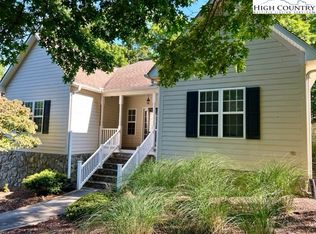 174 Laurel Cottage Ln, Glade Valley, NC 28627