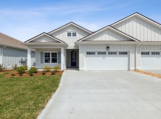 107 Green Turtle Ct, Kingsland, GA 31548