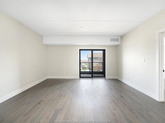 4th image of 2550 Sandwich West Pkwy #217