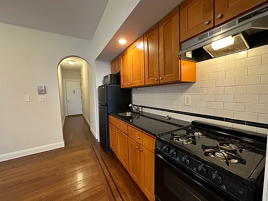 Rented by Oxford Property Group | media 10