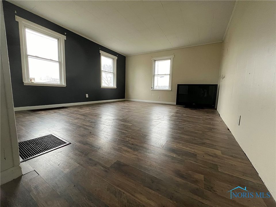 12661 Fostoria Rd, Bradner, OH 43406 Zillow